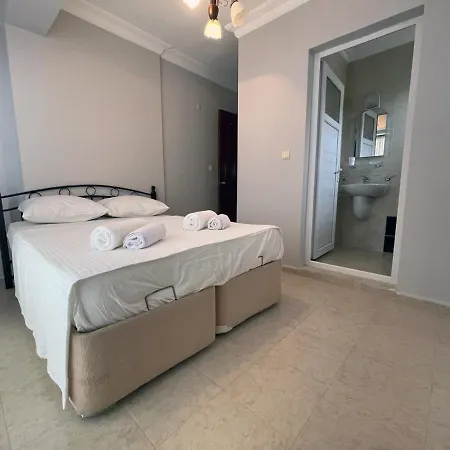 Villa Oeluedeniz Ovacikta Oezel Havuzlu Villa