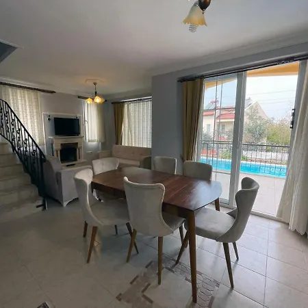 Oeluedeniz Ovacikta Oezel Havuzlu Villa Villa Fethiye